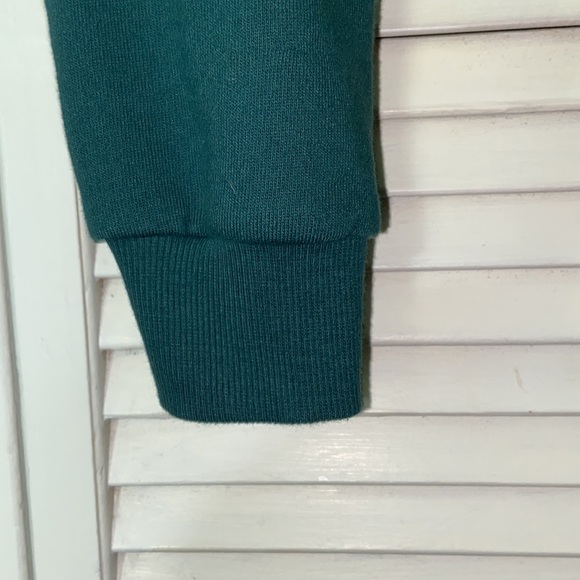 Cropped Pullover - Picture 3 of 7